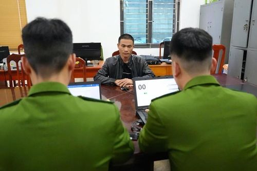 Bắt tạm giam lái tàu chở đá trong vụ tai nạn giao thông đường thủy tại hồ Thác Bà