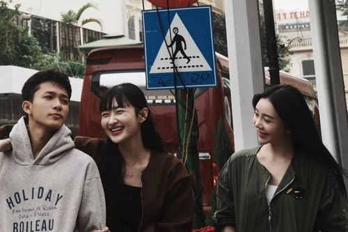 Quỳnh Kool và dàn diễn viên Bước chân vào đời: Tình chị em thân thiết từ màn ảnh đến hậu trường