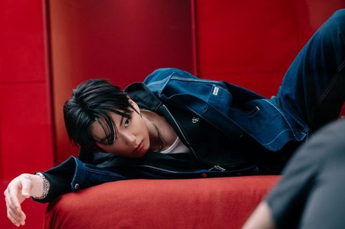 Jungkook muốn 'thoát kén'?