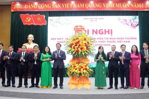 Bắc Ninh: Gặp mặt, tôn vinh các tập thể, cá nhân ngành Y tế nhân Ngày Thầy thuốc Việt Nam