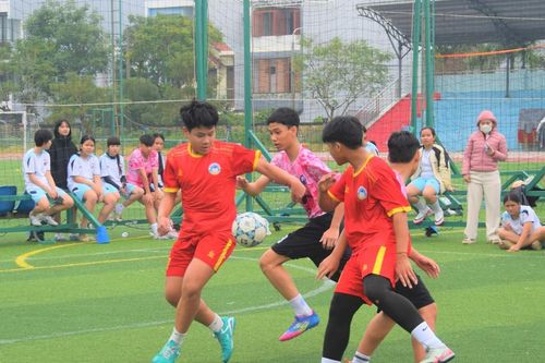 Sân chơi bóng đá hấp dẫn dành cho học sinh