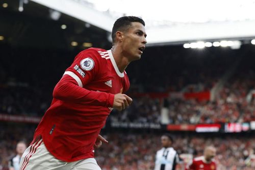 Cristiano Ronaldo lập cú đúp ngày tái xuất Old Trafford: Khi số 7 viết tiếp chương mới cùng MU