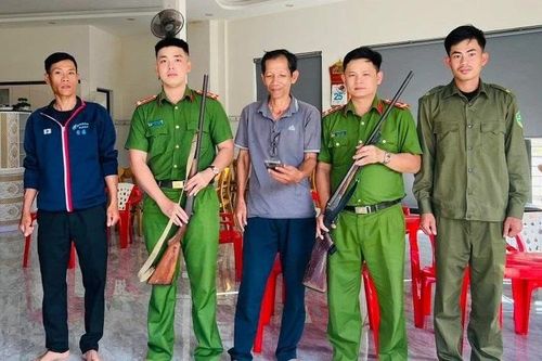 Công an phường Quy Nhơn Nam phát huy hiệu quả mạng xã hội trong vận động thu hồi vũ khí