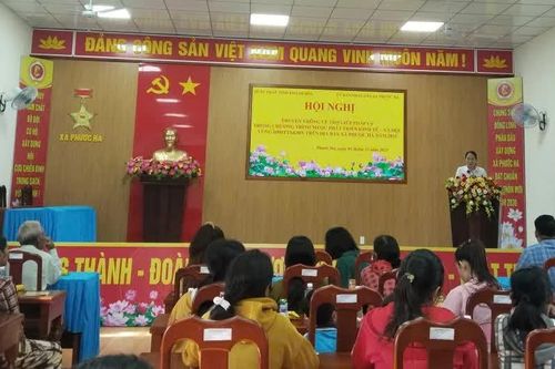 Đa dạng hoạt động phổ biến, giáo dục pháp luật và trợ giúp pháp lý về phát triển văn hóa