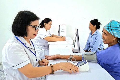Công tác chăm sóc sức khỏe người dân vùng cao Hợp Thành