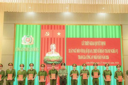 Hơn 560 chiến sĩ nghĩa vụ công an Lâm Đồng xuất ngũ