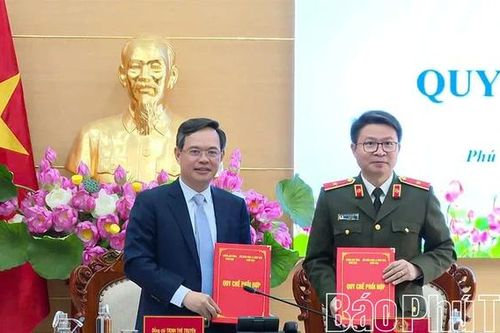 Ký kết quy chế phối hợp giữa Công an tỉnh và Sở Giáo dục - Đào tạo
