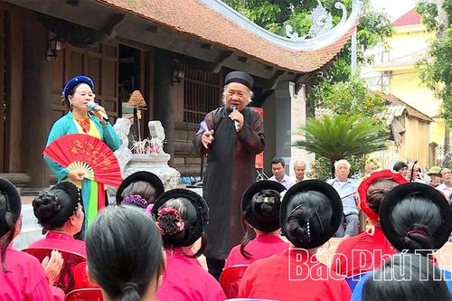 Người 'giữ lửa' cho nghệ thuật chèo xứ Đoài