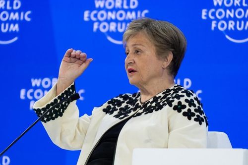 IMF phê duyệt khoản vay 8,1 tỷ USD cho Ukraine