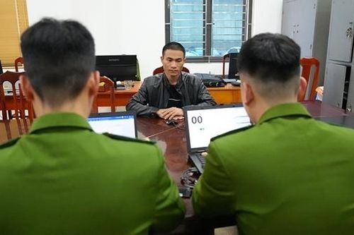 Khởi tố, bắt tạm giam lái tàu chở đá gây tai nạn ở Hồ Thác Bà