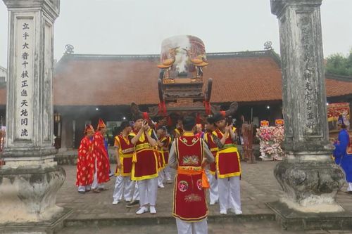 Lễ hội Di tích lịch sử quốc gia đặc biệt đình Tây Đằng