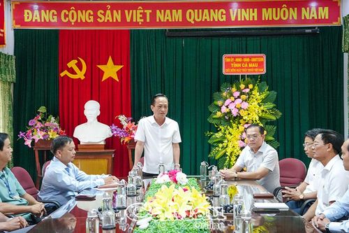 Tri ân nguyên lãnh đạo ngành Y tế và đơn vị đào tạo
