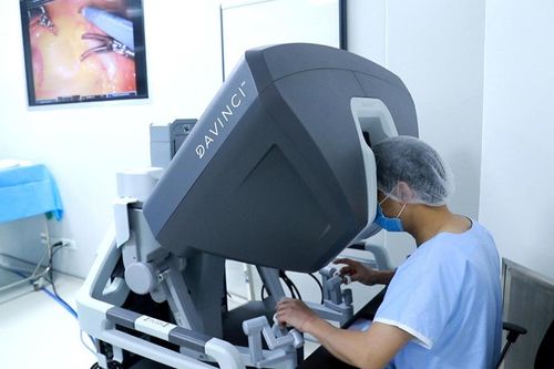 Vị bác sĩ là 'cơ trưởng' cầm lái Robot và khát vọng hồi sinh những cuộc đời