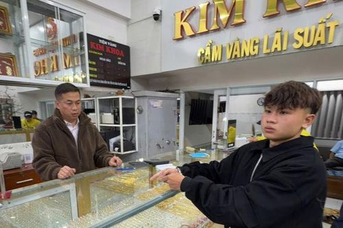 16 giờ truy bắt 2 tên cướp tiệm vàng đêm Giao thừa