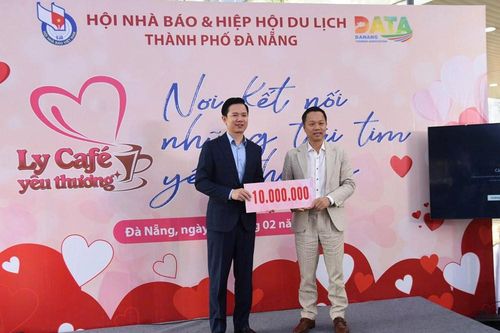 Chung tay vì cộng đồng từ 'Ly café yêu thương'