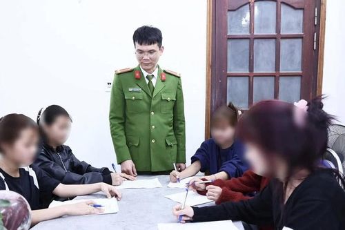 Ngăn chặn kịp thời 5 nữ sinh 14 tuổi bị dụ dỗ rời địa phương đi làm thuê