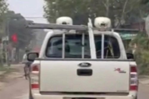 CSGT Thanh Hóa xử phạt xe biển xanh vi phạm giao thông