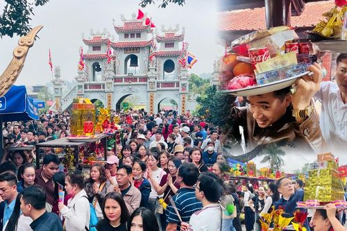 Dòng người chen chân xin lộc ở Đền Bà Chúa Kho
