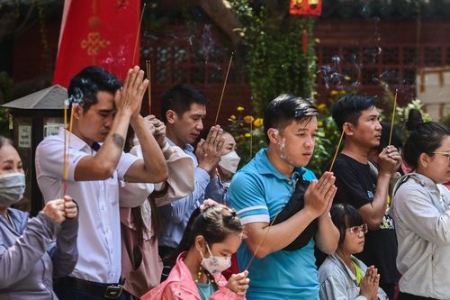 Văn khấn cúng Rằm tháng Giêng năm 2026 chuẩn truyền thống