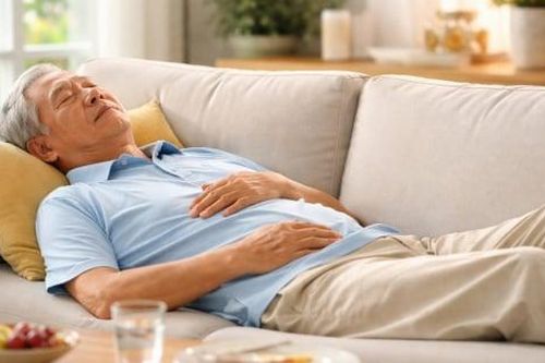 Điều gì xảy ra với người cao tuổi khi vừa ăn xong đã nằm nghỉ?