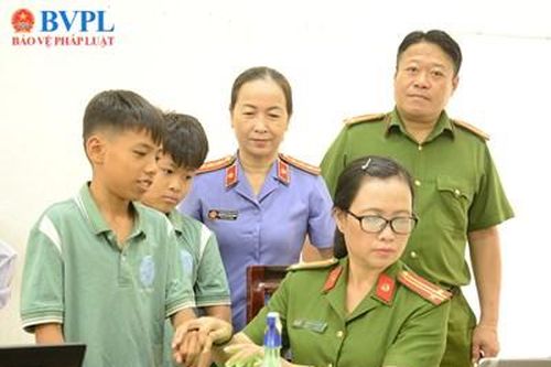 14 trẻ em được cấp Căn cước công dân nhờ công tác phối hợp tại cơ sở của VKSND Khu vực 6 TP Hồ Chí Minh