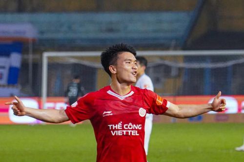 Đội của Công Phượng thắng đậm; Wolves quật ngã Aston Villa 2-0