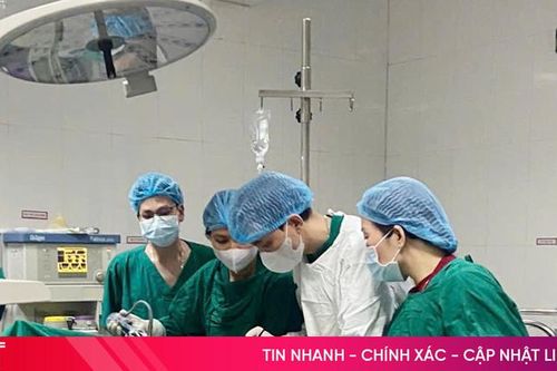 Các cơ sở y tế Hà Tĩnh thu hút, giữ chân bác sĩ như thế nào?