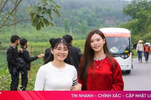 Theo bước chân trẩy hội mùa xuân