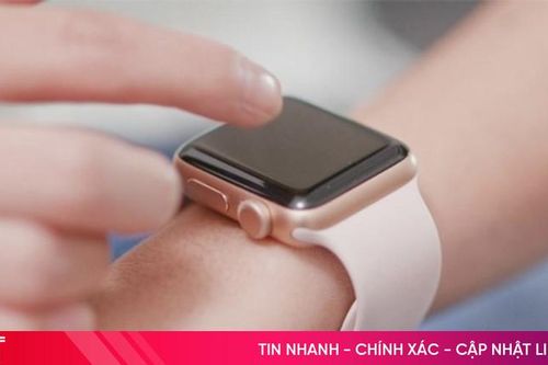 Sử dụng đồng hồ thông minh để theo dõi sức khỏe và vận động hằng ngày
