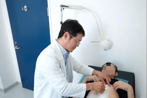Người đàn ông mắc căn bệnh cực hiếm trên thế giới, 7 năm liền 'ăn vào nôn ra'