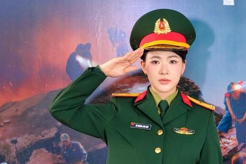 Nhan sắc đậm chất Á Đông của nữ diễn viên đang gây chú ý trong phim 'Không giới hạn'