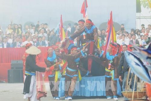 Rộn ràng Lễ hội Cầu ngư lâu đời nhất xứ Huế