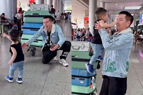 Nghệ sĩ Quang Minh xúc động gặp lại con trai sau mùa Tết vắng nhà