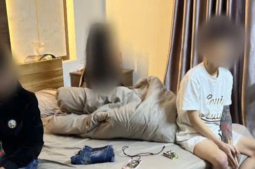 Kiểm tra phòng nhà nghỉ, Công an phát hiện hành vi đáng xấu hổ của 3 khách thuê