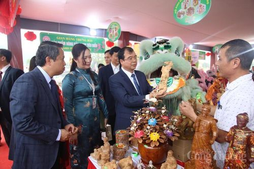 Sôi động Tuần Văn hóa, du lịch và xúc tiến thương mại Côn Sơn, Kiếp Bạc 2026