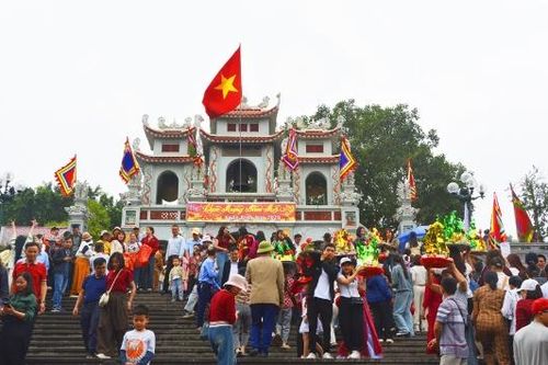 Khai mạc lễ hội đền Bà Chúa Kho