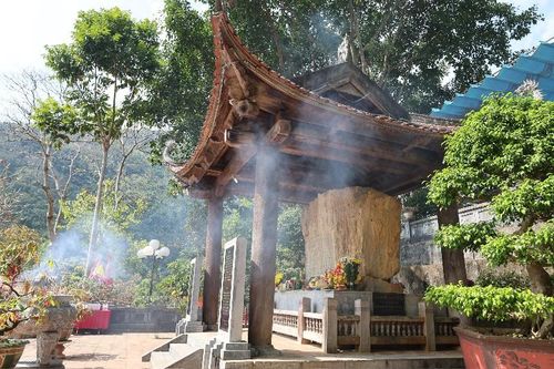 'Bia cổ hoài lai' – Báu vật truyền đời