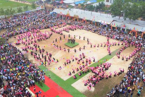 Đặc sắc lễ hội Xo may của người Tày xã Mường Lai