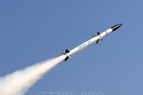 Ấn Độ thử nghiệm thành công hệ thống tên lửa phòng không tầm ngắn VSHORADS