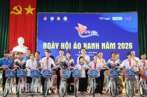 Đoàn thanh niên xã Bắc Lý tổ chức chương trình 'Ngày hội áo xanh' năm 2026
