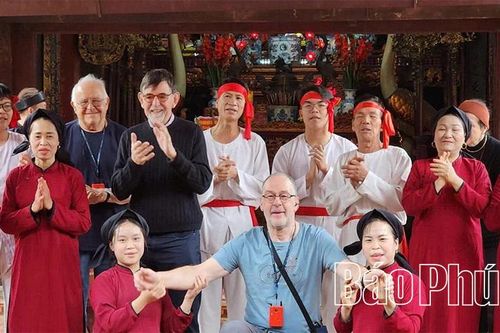 Hành trình về miền di sản