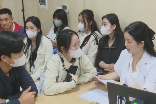 Trên 2.000 người được khám tư vấn vô sinh hiếm muộn