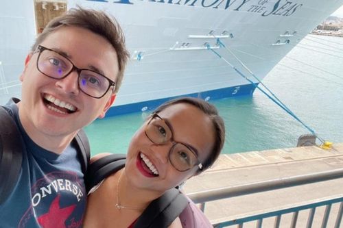 Cặp đôi từng gây chú ý với chuyện tình 'cô gái Việt – chàng thủy thủ Pháp' thông báo chia tay, bất ngờ lý do phía sau