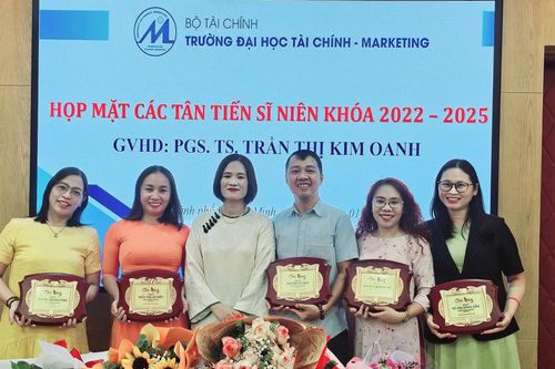 Ứng cử ĐBQH khóa XVI, nữ Phó Giáo sư nhấn mạnh vai trò khoa học trước cử tri