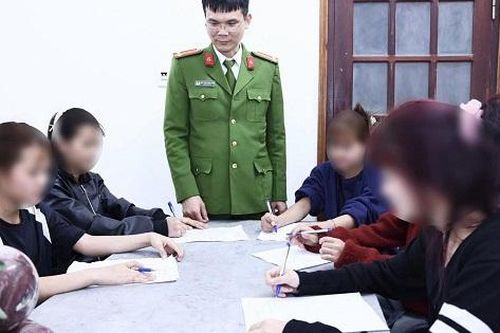 5 học sinh 14 tuổi rời trường đi làm thuê theo lời rủ rê qua mạng