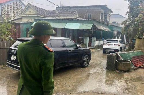 Vụ 'chặn đầu, khóa đuôi' xe ô tô ngày mùng 2 Tết: Vì sao bị khởi tố?