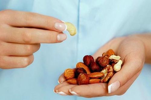 Thời điểm ăn vặt tốt nhất không làm tăng đường huyết