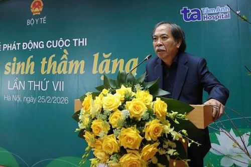 Nhà văn Nguyễn Quang Thiều: 'Sự hy sinh thầm lặng' tôn vinh thầy thuốc, 'nhắn' bệnh nhân đừng tuyệt vọng