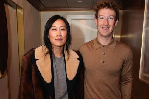 Vợ chồng Mark Zuckerberg sau 20 năm