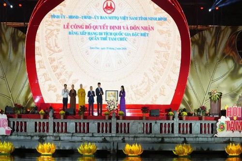 Quần thể danh thắng và khảo cổ Tam Chúc đón nhận Quyết định xếp hạng Di tích Quốc gia đặc biệt